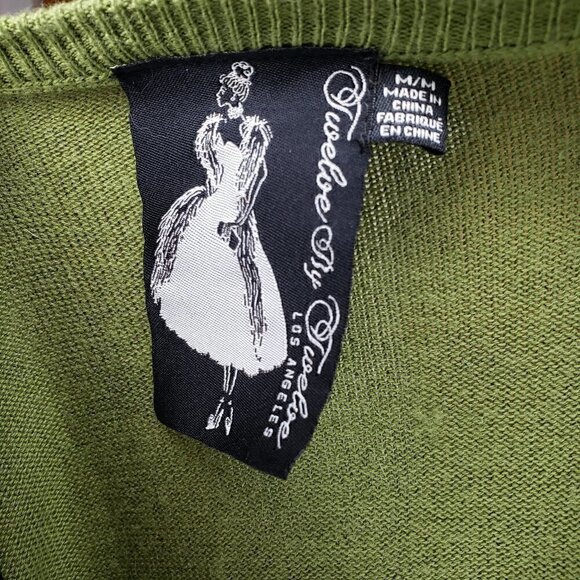 Twelve By Twelve Los Angeles Medium Green Shoe Print Cardigan Sweater Top Knit - Picture 4 of 5